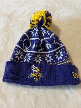 Minnesota Vikings New Era Pom Beanie Purple Snowflake Knit Hat